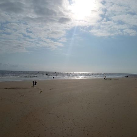Appartement Spacieux Et Lumineux Secteur Petit Marche A 5 Min A Pied De La Plage Saint-Jean-de-Monts Bagian luar foto